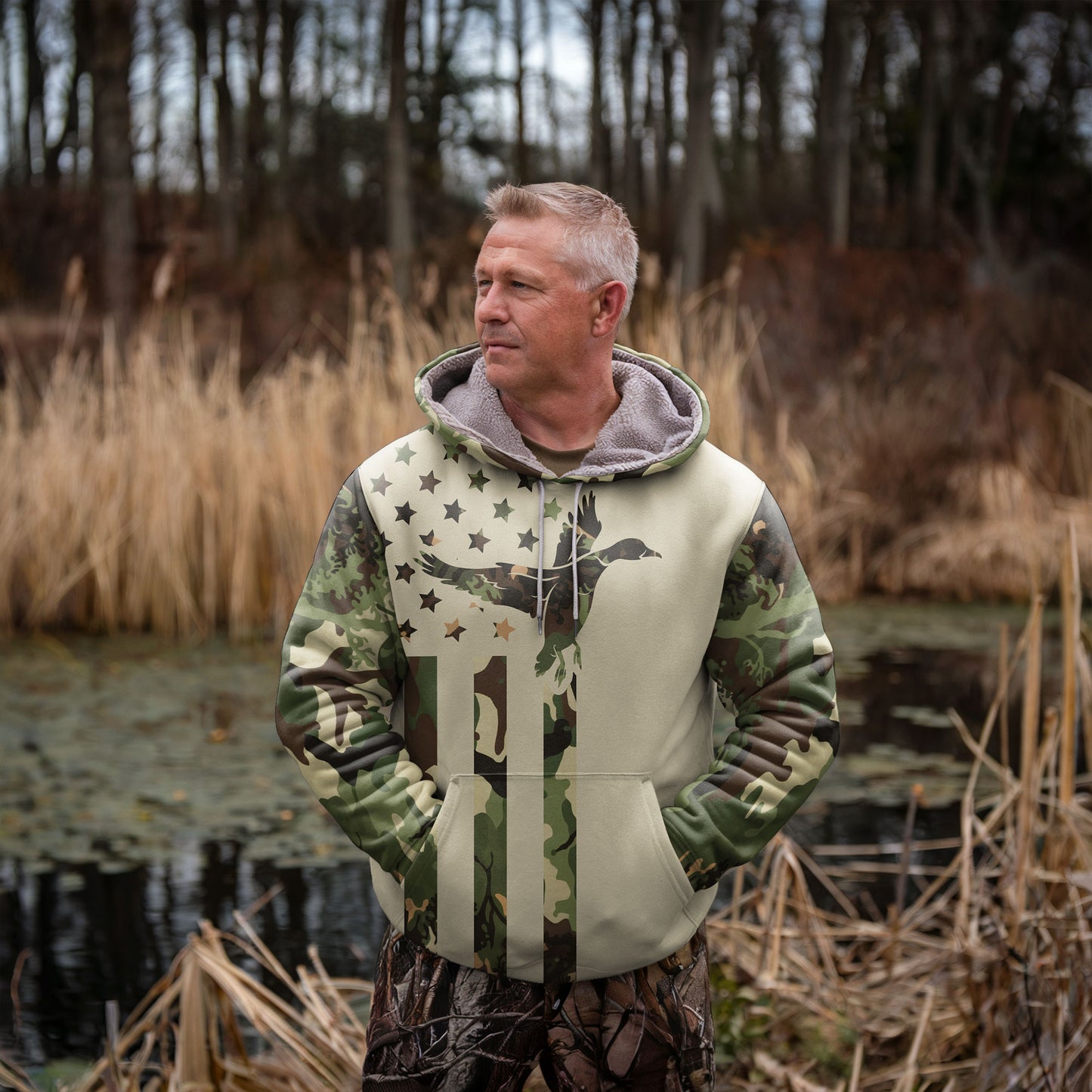 Duck Hunting Hoodie - Stay Warm & Blend In Outdoors