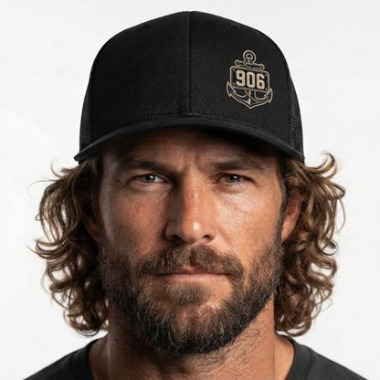906 Anchor Trucker Cap - model