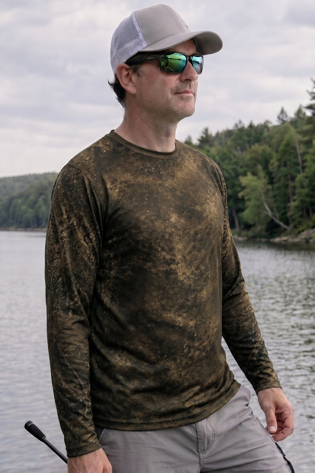 Performance Fishing Long Sleeve - Double Jaw Lift - RFC05 lifestyle opposite side