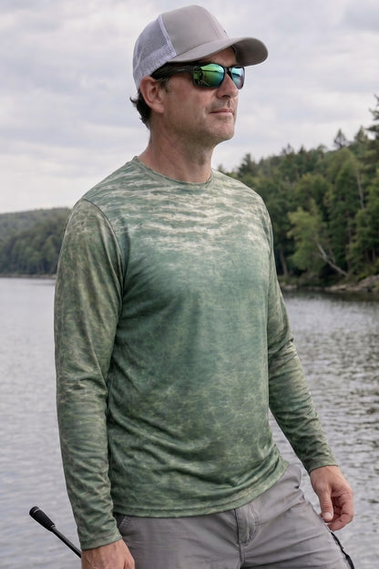 Performance Fishing Long Sleeve - Rainbow Trout Currentline - AOF39 lifestyle opposite side