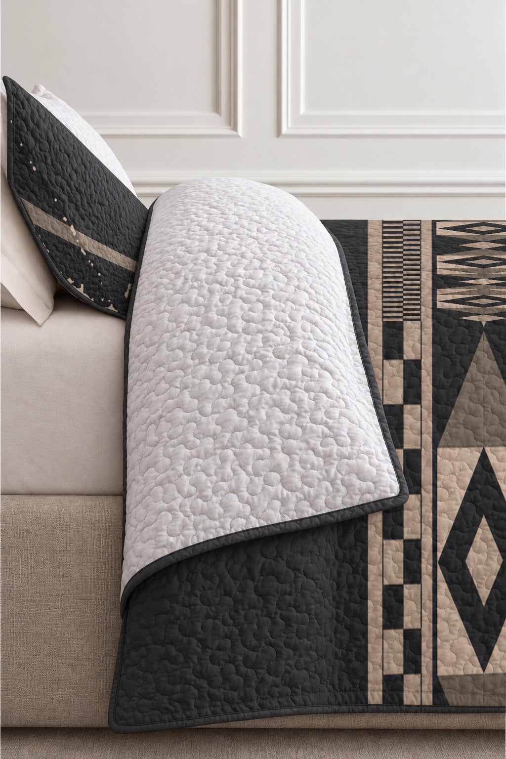 Charcoal Lodge Whitetail Medallion Quilt Set