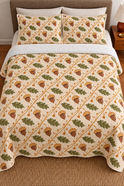 Golden Acorn Trellis Quilt Set