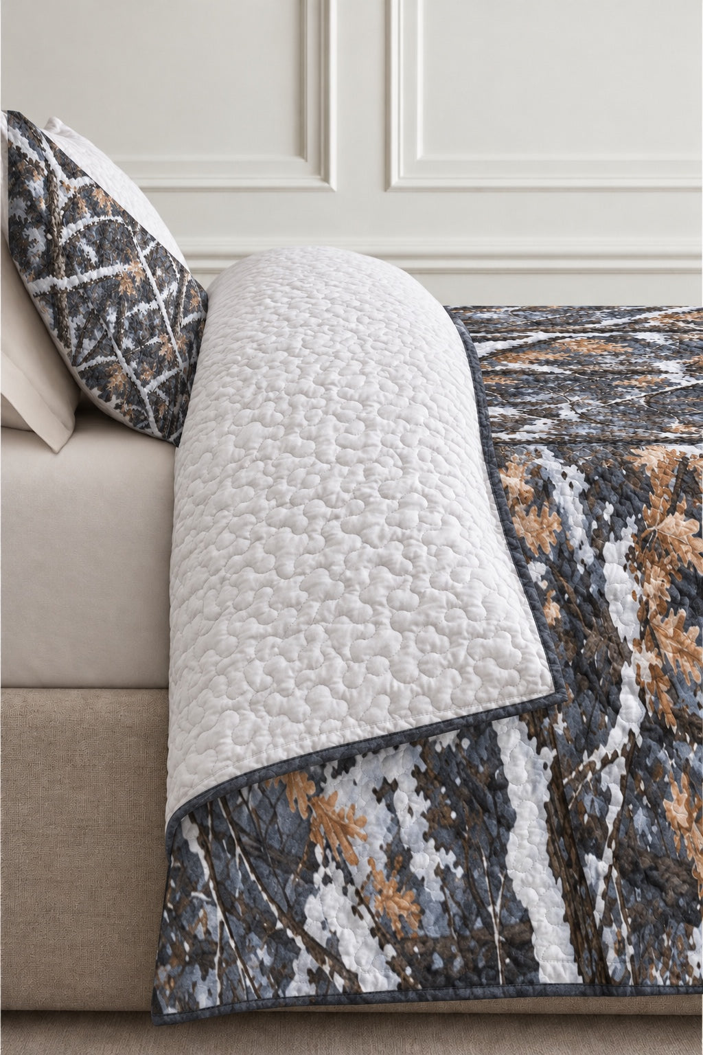 Snow Timber Whitetail Quilt Set